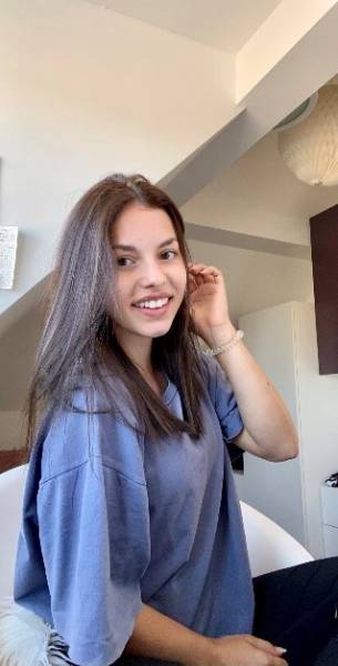 chiara.jpg chiara.jpg