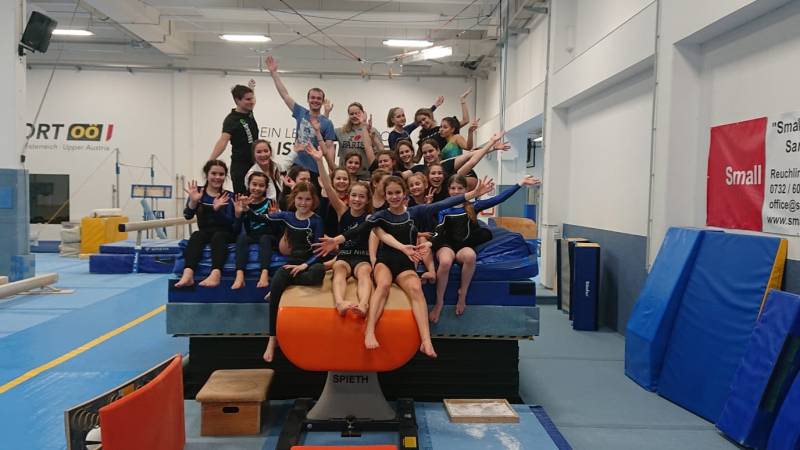 jugendstunde.jpg jugendstunde.jpg